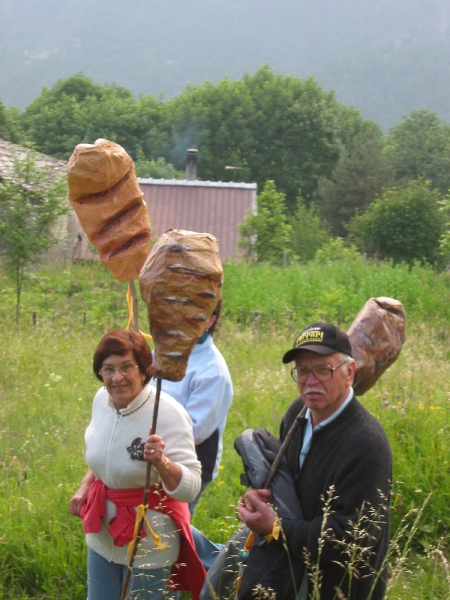 x_Potato_bearers.jpg